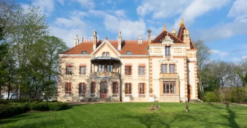 Ateliers de restauration à la villa Perrusson